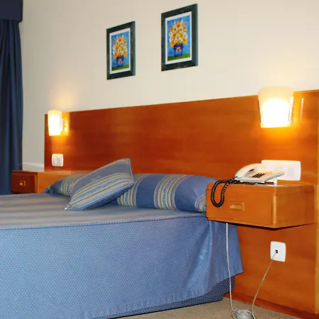 Taipas Hotel 3*