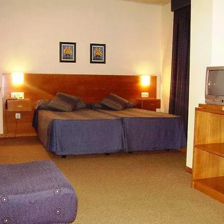 Taipas Hotel 3*