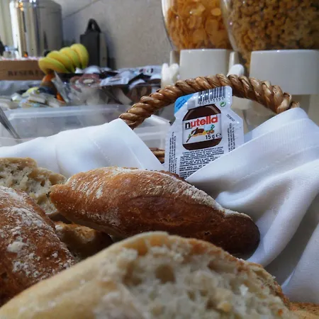 Taipas Hotel