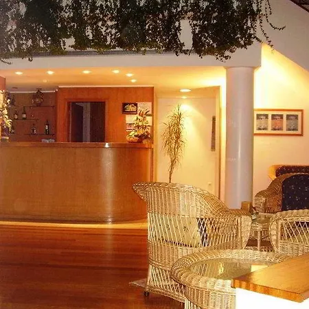 Taipas Otel